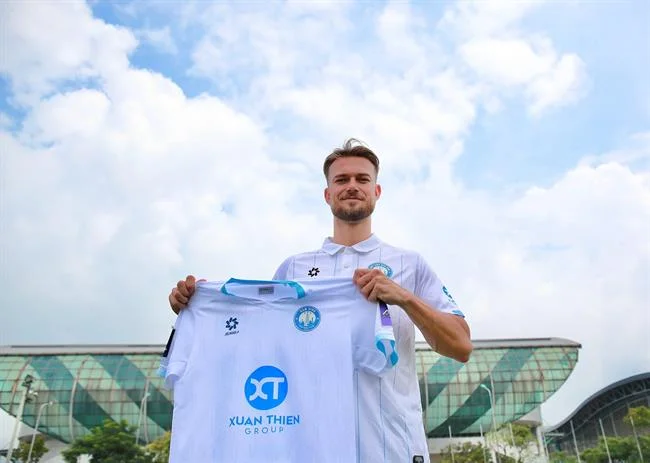 Giao diện người dùng thân thiện của 98win trên máy tính và điện thoại